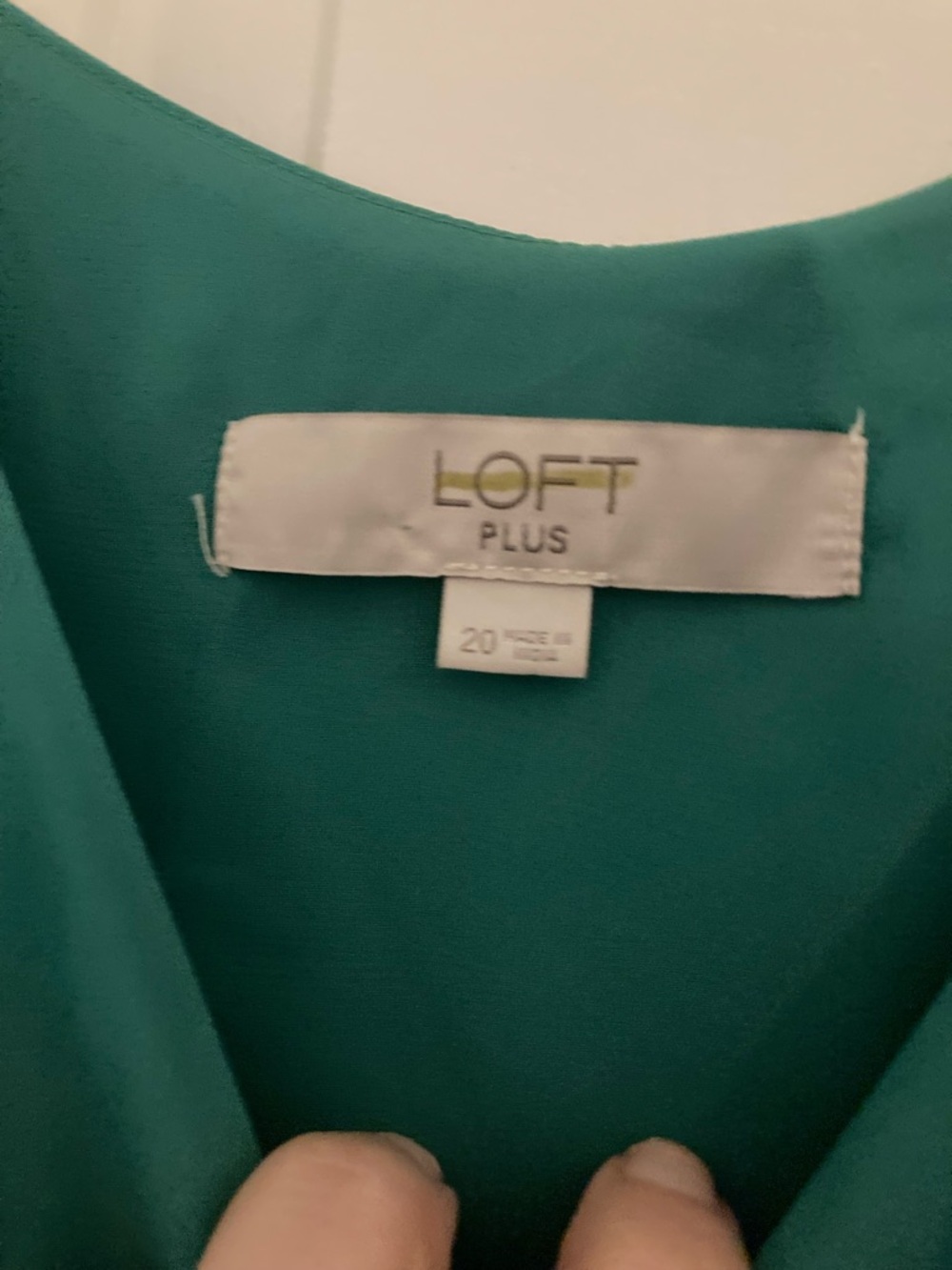 LOFT Plus Green Cold-Shoulder Ruffle Shift Dress - Picture 4 of 5